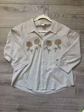 Tia Designs Sunflower Button Up
